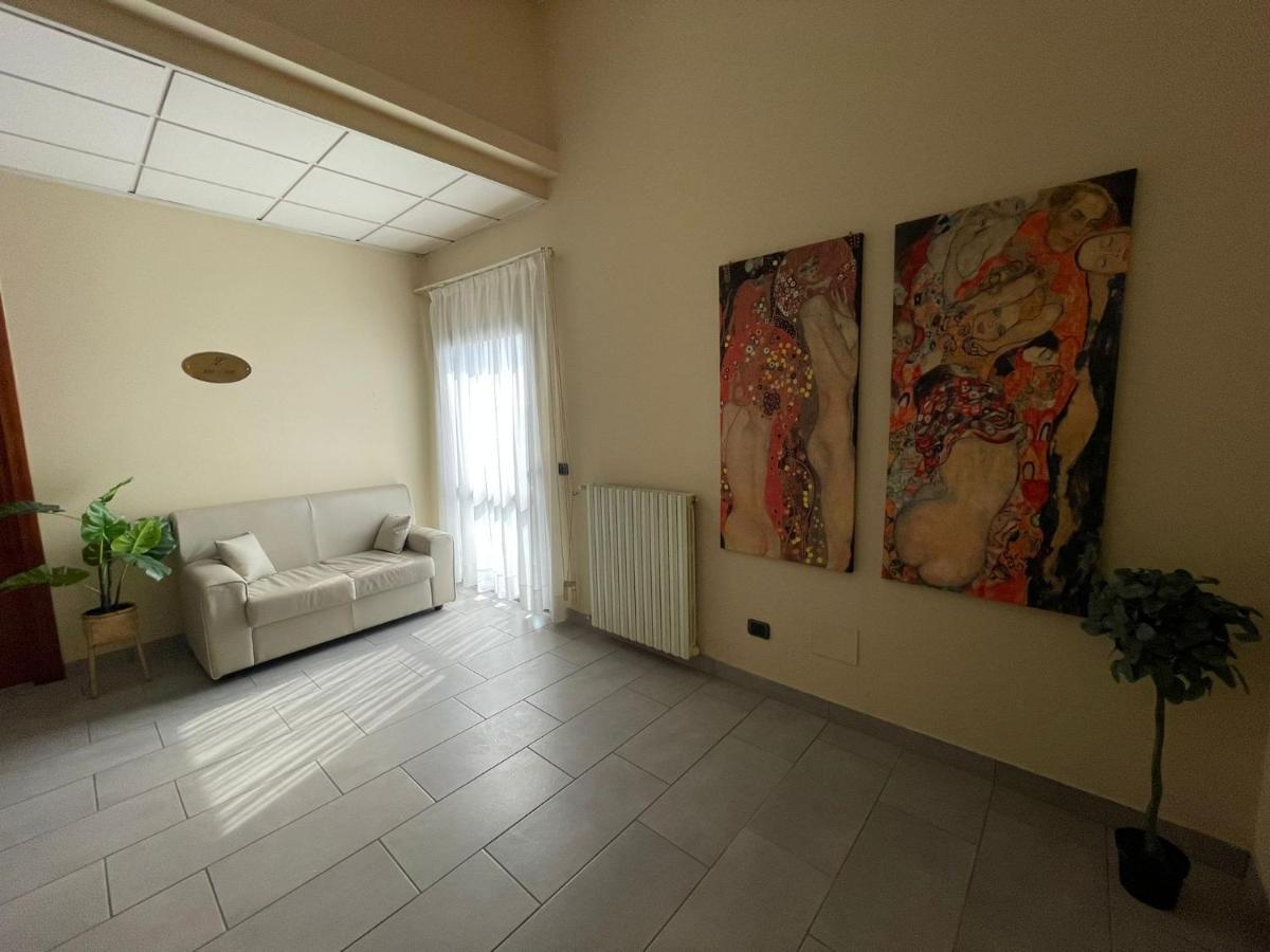Hotel Arda Fiorenzuola 피오렌주올라 다르다 외부 사진