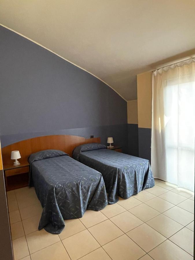 Hotel Arda Fiorenzuola 피오렌주올라 다르다 외부 사진