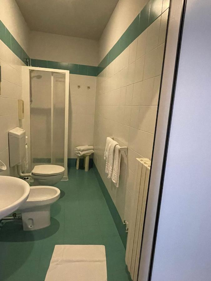Hotel Arda Fiorenzuola 피오렌주올라 다르다 외부 사진