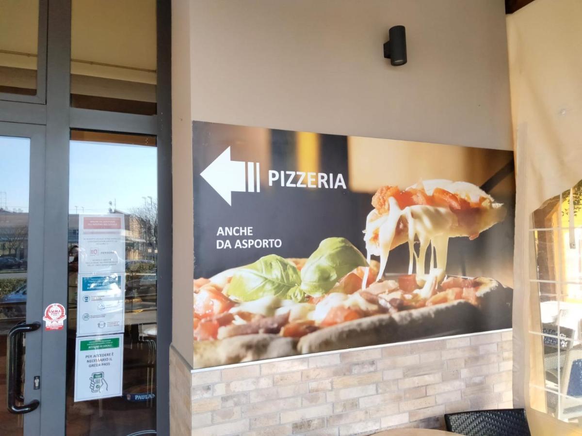 Hotel Arda Fiorenzuola 피오렌주올라 다르다 외부 사진